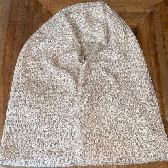 SALE‼️Brand new Bench 7way scarf - Picture 4 of 7